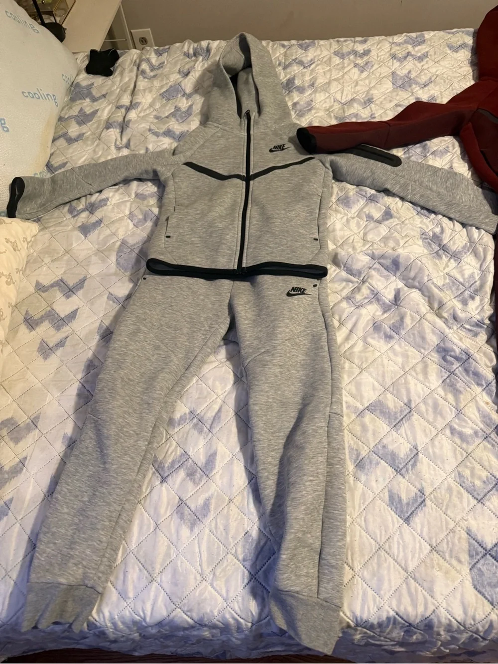 Nike Kids Light Gray Hooded Jacket & Joggers Set